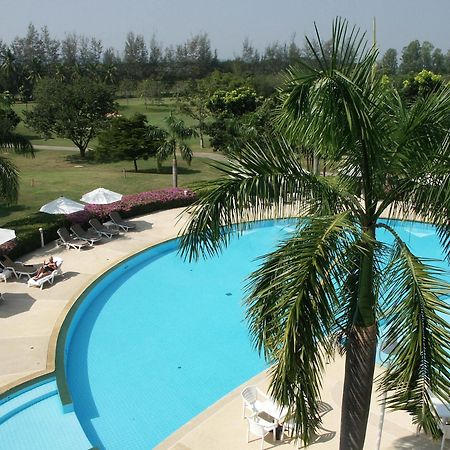 Ban Mai  The Royal Chiang Mai Golf Resort מראה חיצוני תמונה