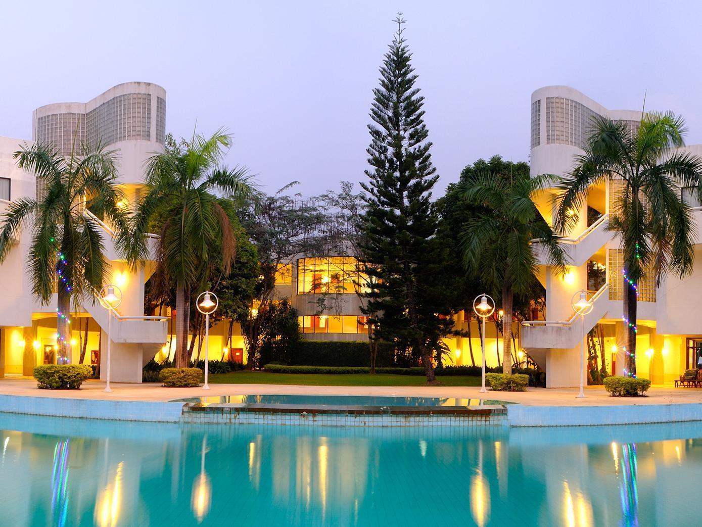 Ban Mai  The Royal Chiang Mai Golf Resort מראה חיצוני תמונה